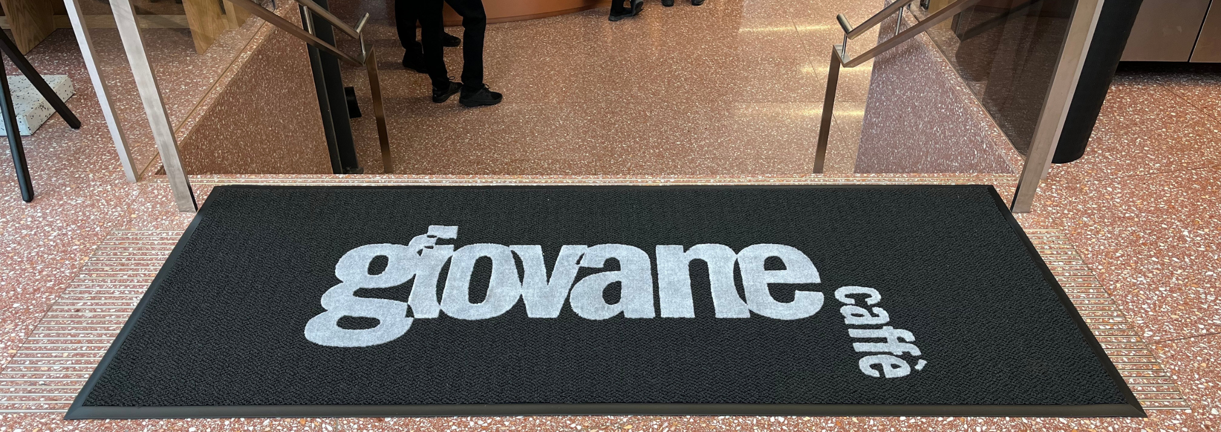 https://www.customlogodoormats.com/cdn/shop/files/Outdoor_Heavy_Duty_Mats_1.png?v=1692918338&width=2400